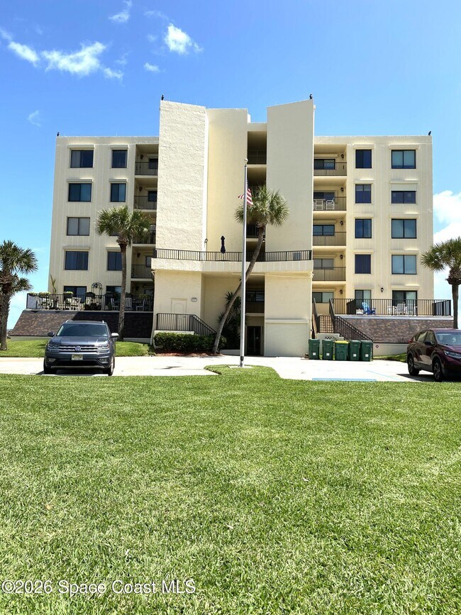 Building Photo - 6307 S Hwy A1A