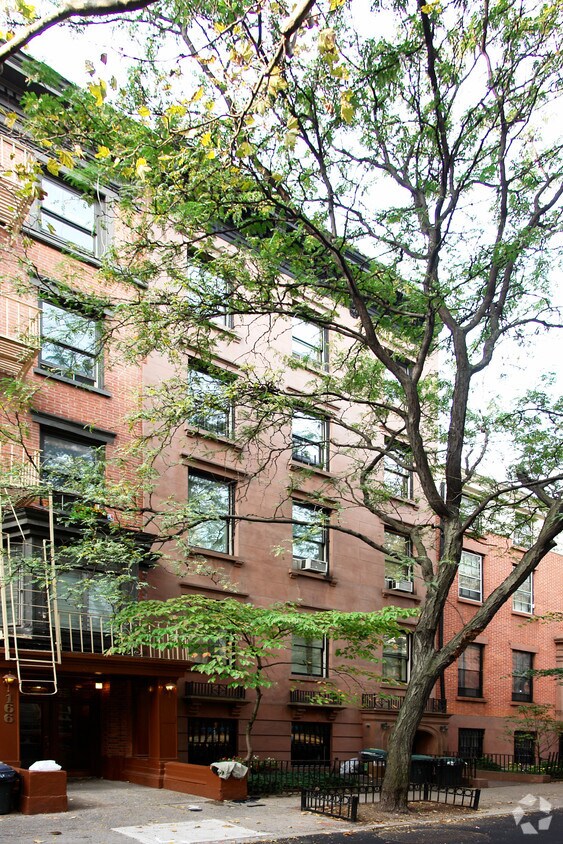 Building Photo - 164 State St