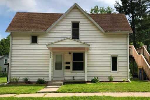 Building Photo - 662 Lamberton St NE