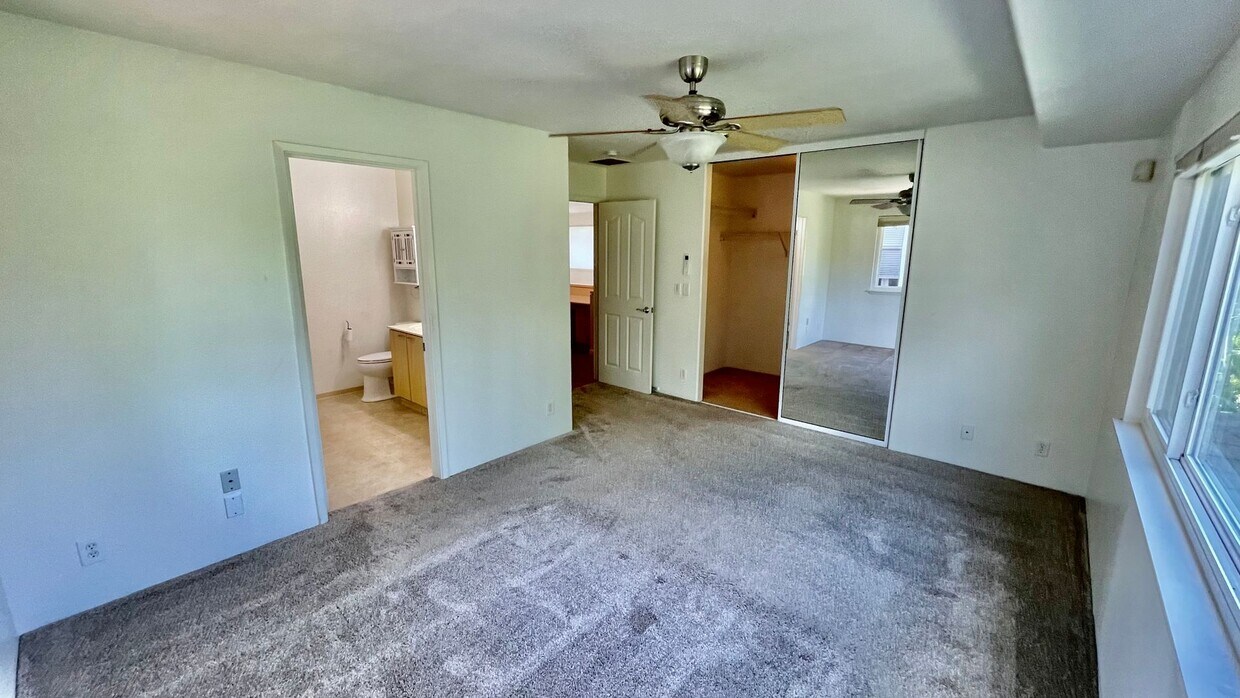 Single Family Home in Royale Kunia!!! House Rental in Waipahu, HI