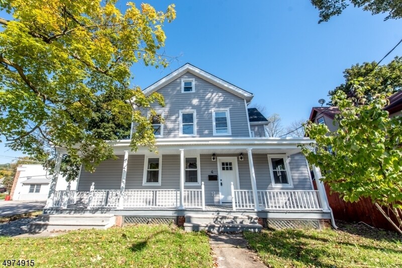 Primary Photo - 4 Erie Ave