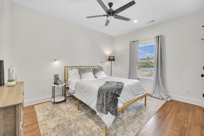 Building Photo - 143 Crockett Hls Ln