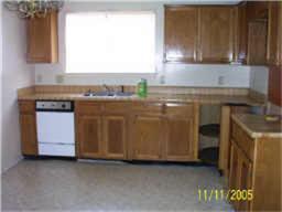 Building Photo - 9306 Homeland Dr