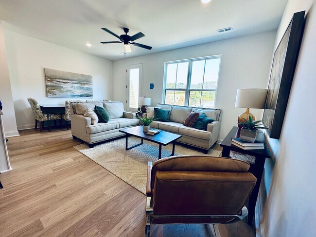 Building Photo - The Lily at Chapman Trace Now Offering Move-In Incentive!!!