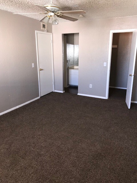 Building Photo - 3716 S Pennsylvania Ave