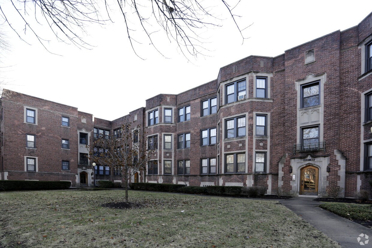 Building Photo - 10507 S Hale Ave