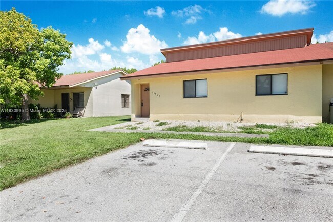 Building Photo - 13963 SW 280th Terrace