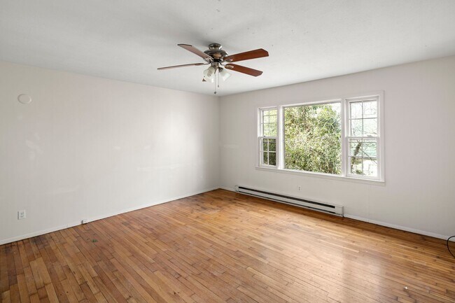 Foto del edificio - Duplex in Grove Park