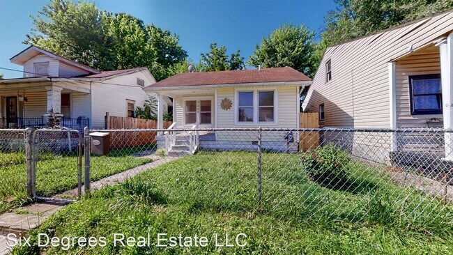 Building Photo - 3 br, 1 bath House - 3234 W Jefferson St