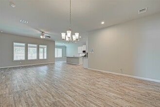 Building Photo - 14111 Lake Lodge Dr