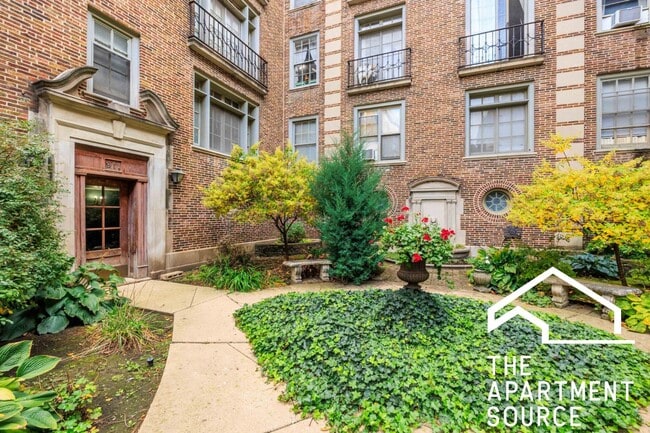 Foto del edificio - 909 Elmwood Ave