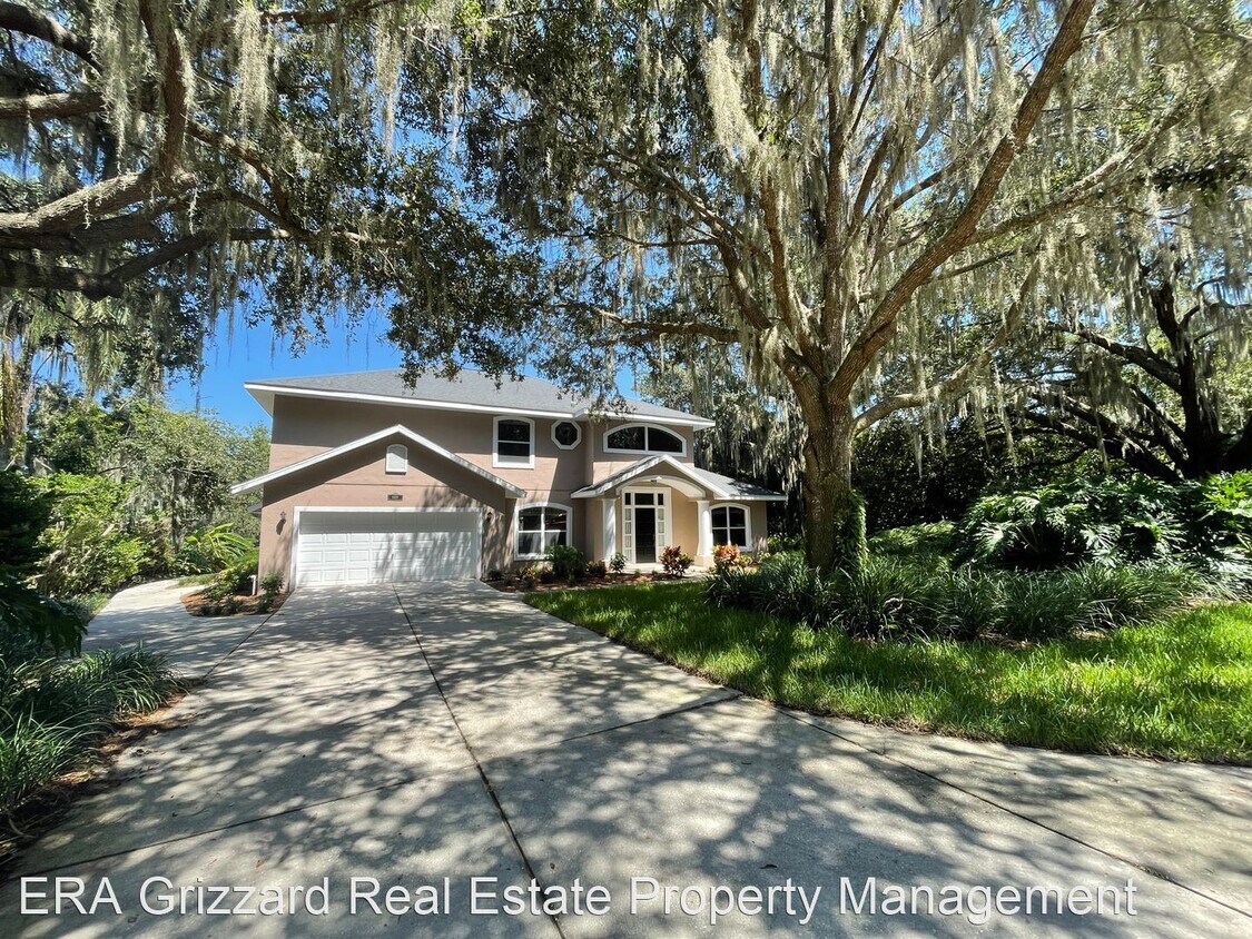 3 br, 2 bath House 6929 Lake View Dr. House Rental in Yalaha, FL