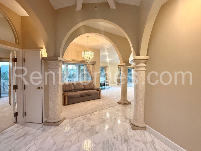 Foto del edificio - 4204 Explorer Ct