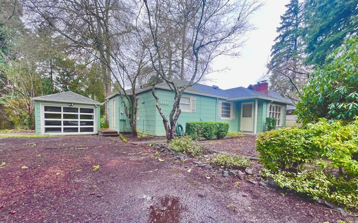 Foto principal - SW Portland Bungalow in Quiet Neighborhood...