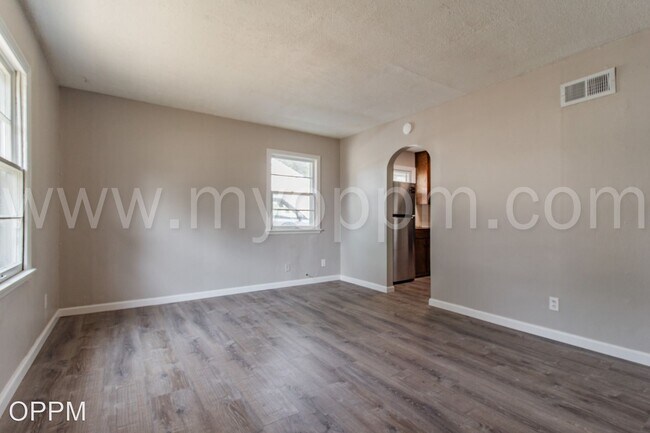 Building Photo - 2 br, 1 bath House - 2607 Calhoun St