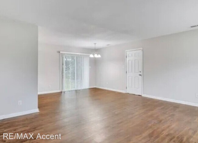 Foto del edificio - 3 br, 2 bath House - 509 Ashmore Rd.