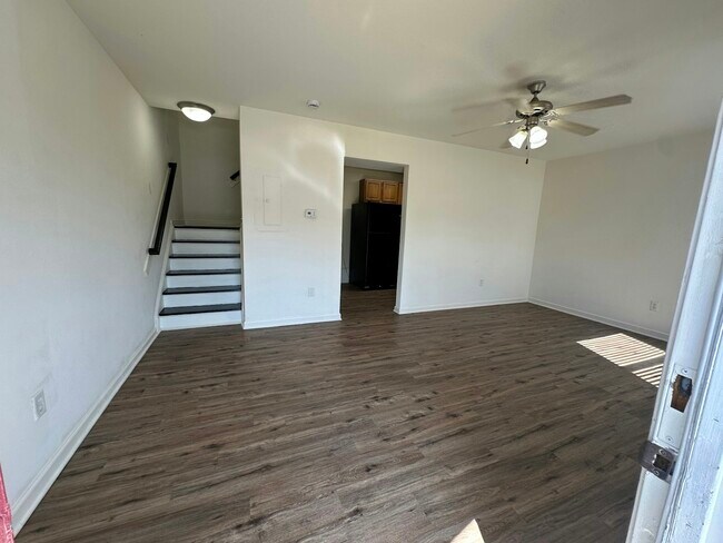 Foto del edificio - 3514 E Richmond Rd