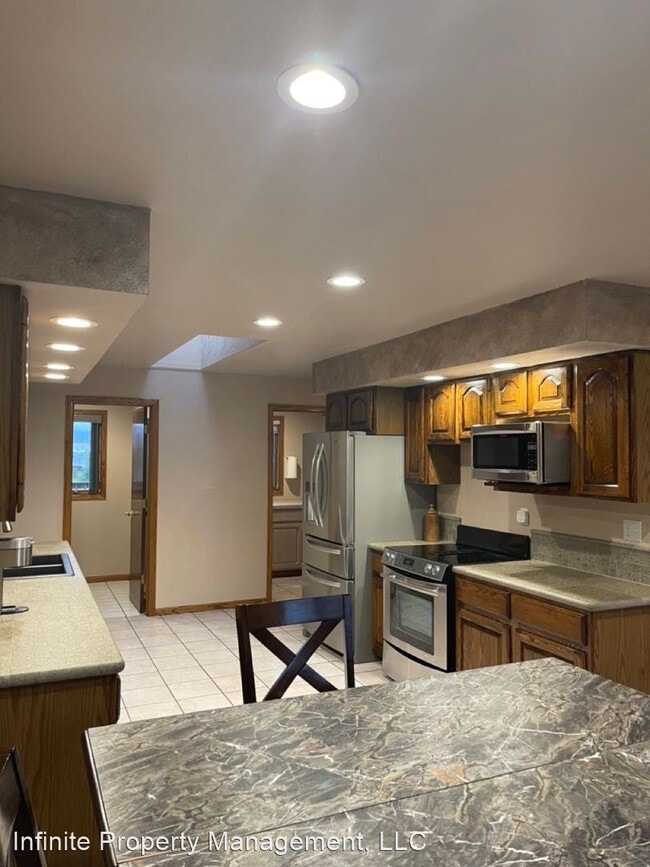 Building Photo - 3 br, 3 bath House - 600 Blacktail Loop