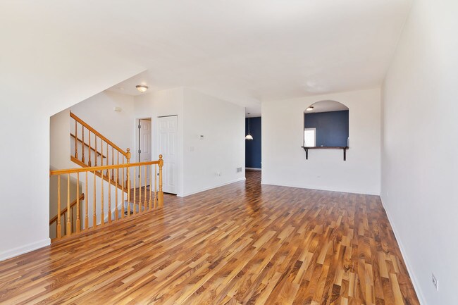 Foto del edificio - 1800 Fieldstone Dr S