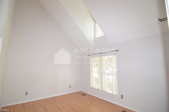 Building Photo - 3 br, 2.5 bath House - 2686 Broad Oaks Pl. -