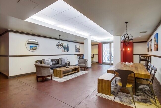 Foto del edificio - 1435 India St