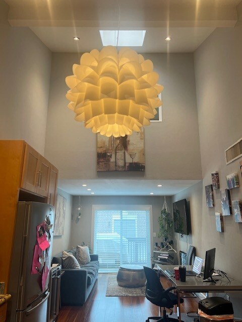 sala de estar/comedor/cocina - 3847 Vineyard Ave