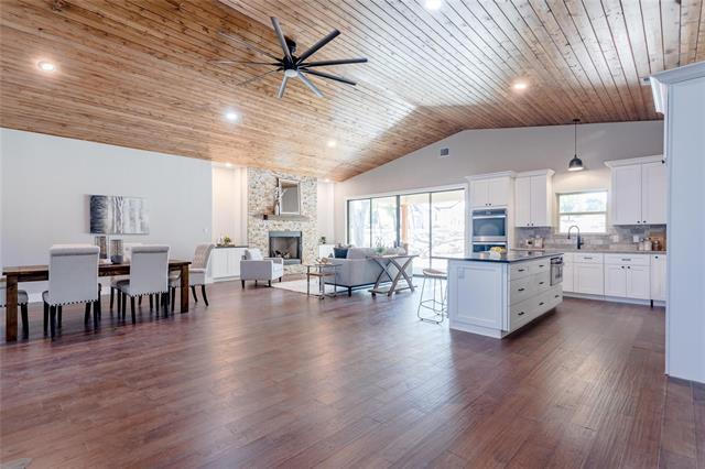 Foto del edificio - 7131 Heathington Ct