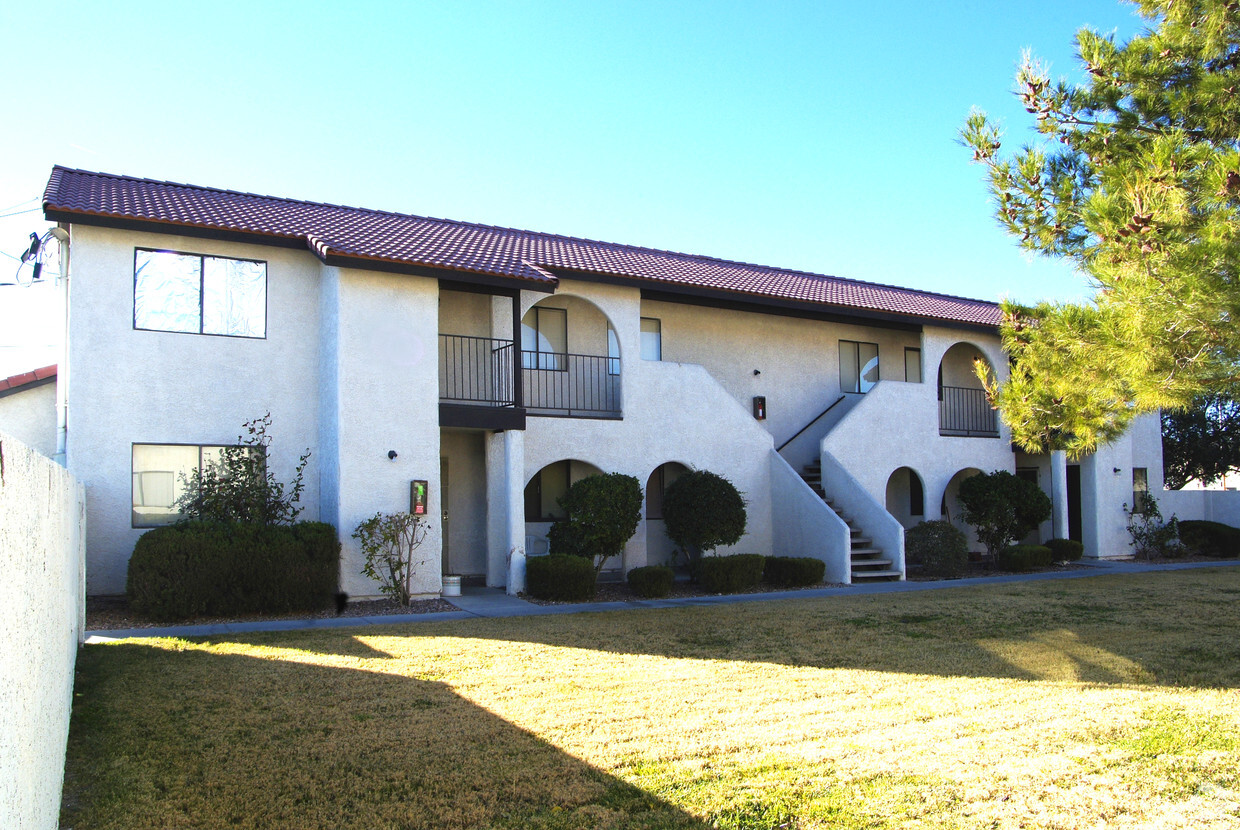 Foto del edificio - 2209 Jones Blvd