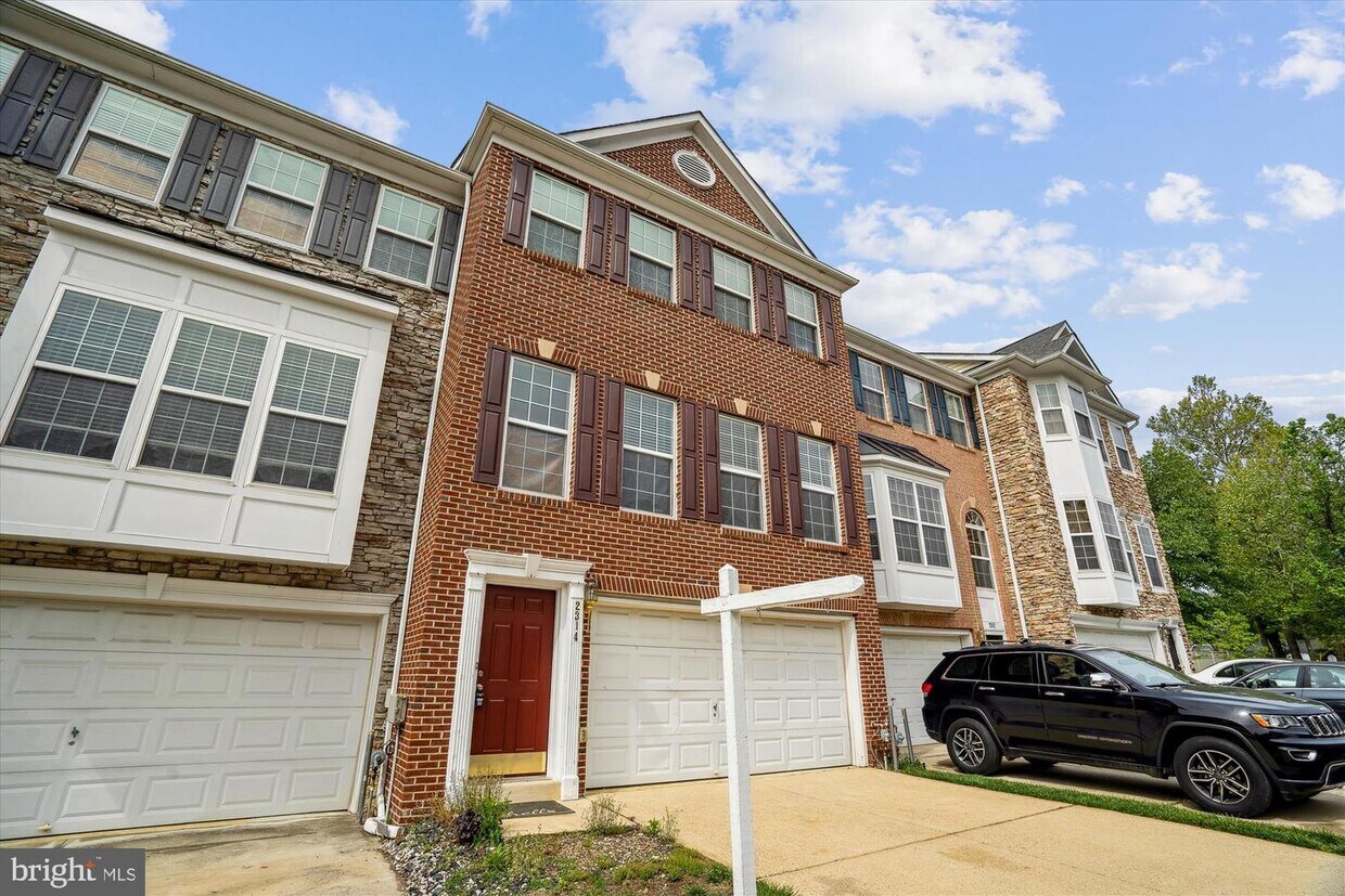 2314 Abby Rd, Edgewater, MD 21037 Townhome Rentals in Edgewater MD