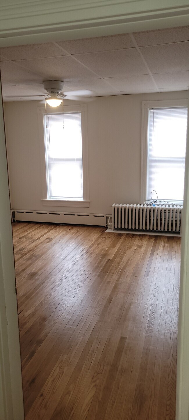 Calor incluido - 1044 Memorial Ave