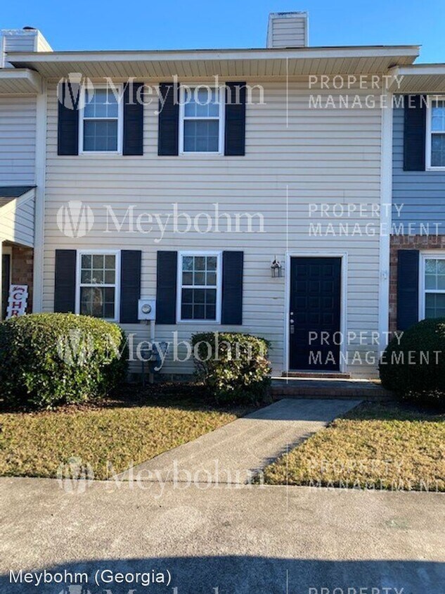 2 br, 2.5 bath House 3922 Almon Drive House Rental in Martinez, GA