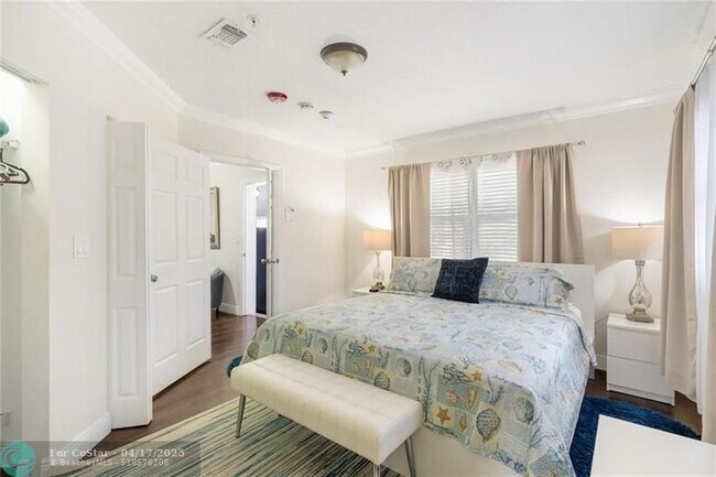 Foto del edificio - 2625 NE 13th Ct
