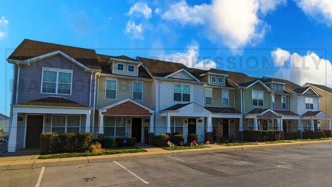 Building Photo - 311 Sam Houston Cir