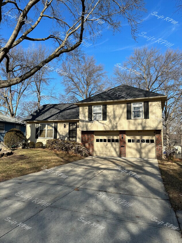 Foto principal - 6318 W 73rd Terrace