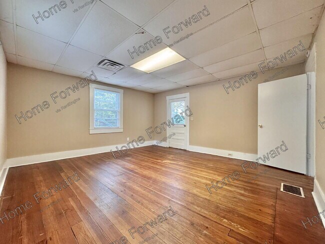 Foto del edificio - 348 Davis Ct