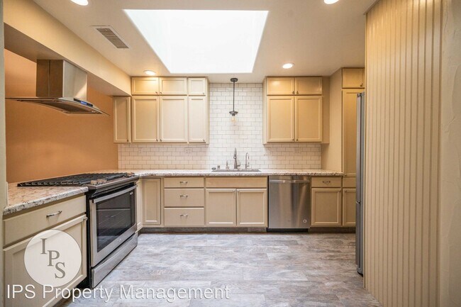 Building Photo - 2 br, 2 bath House - 5740 N Monte Ave Apt #1
