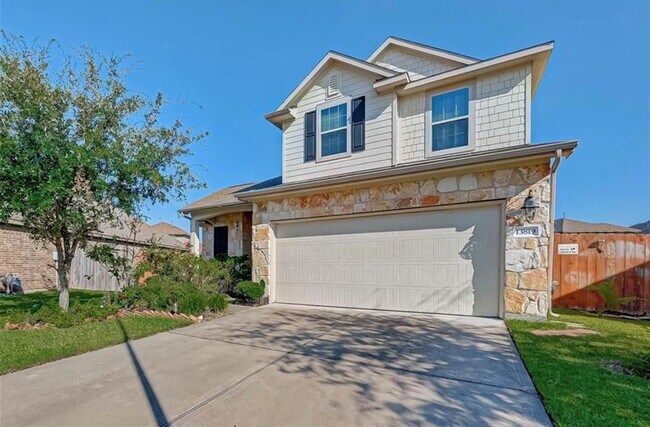 Foto del edificio - 13819 Meadowhouse Ct