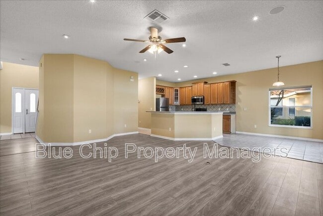 Building Photo - 5846 Manchester Bridge Dr