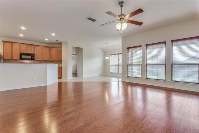 Building Photo - 1013 Bird Creek Dr