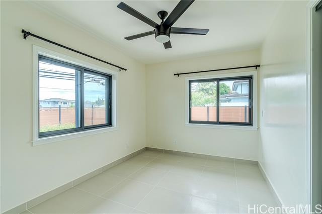 Foto del edificio - 46-131-131 Ohala St