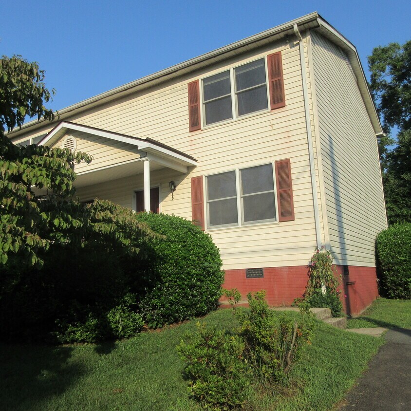 413 B Meade Ave - 413 Meade Ave