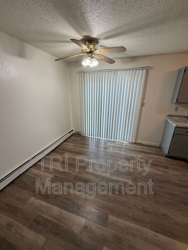Building Photo - 732 37th Ave Ct
