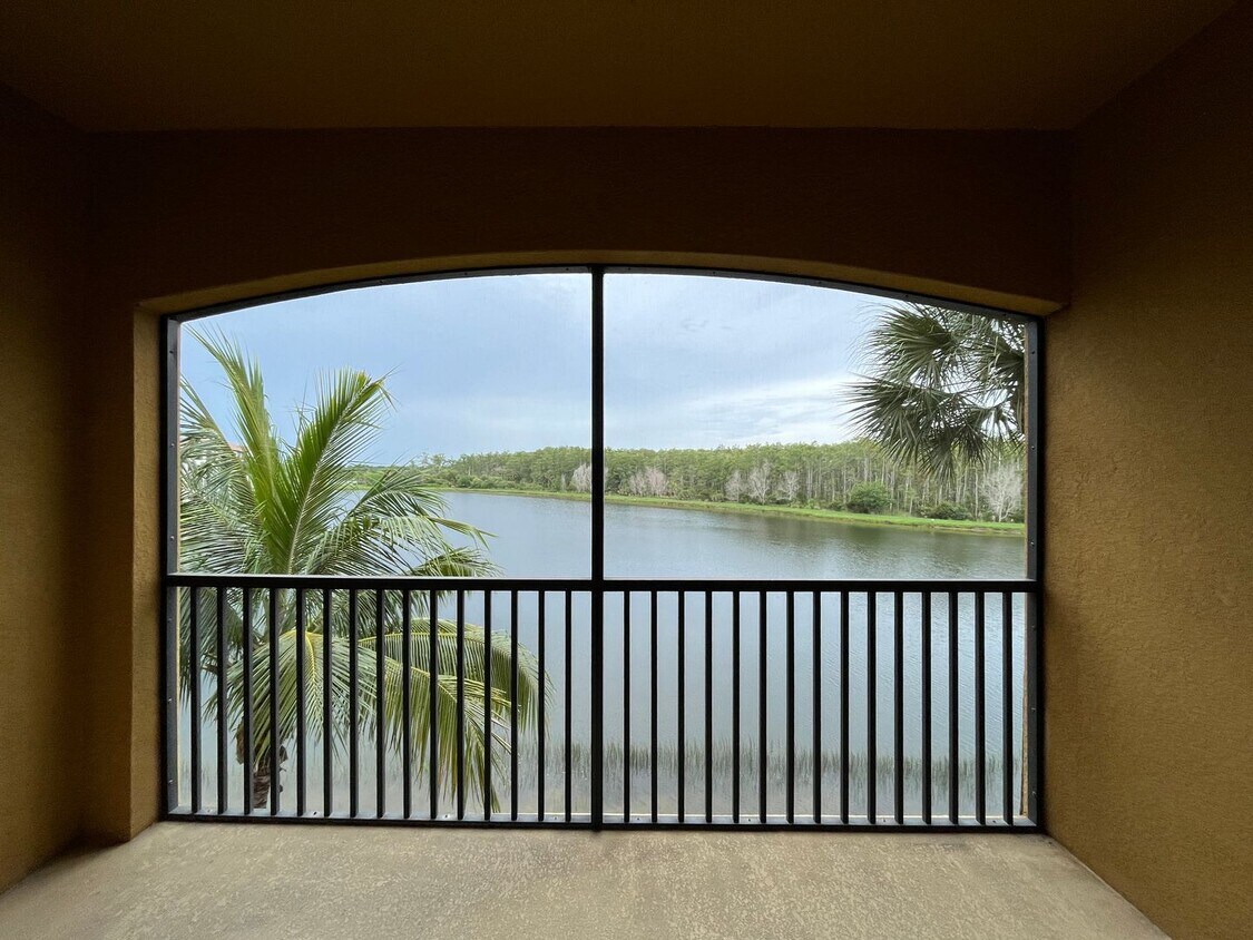 Primary Photo - Beautiful 2/2 Condo in Treviso Bay w/ Tran...