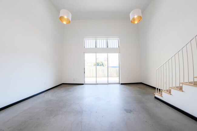 Foto del edificio - 1313 Sunset