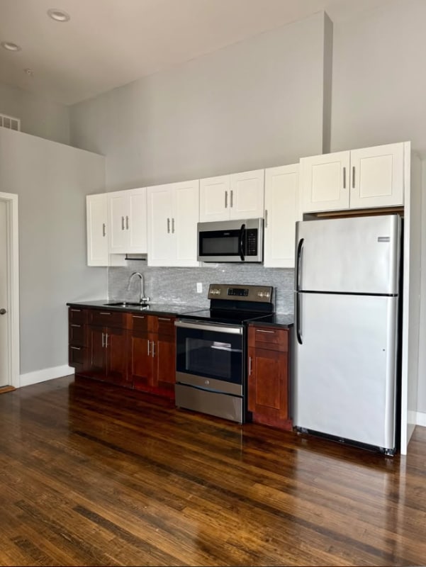 Building Photo - 1501 S 17th St