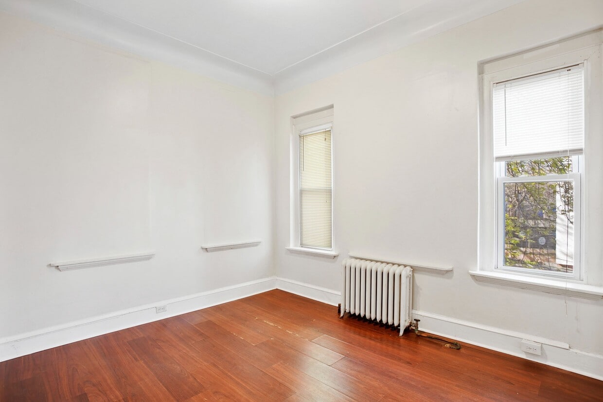 Foto principal - 1709 W Montgomery Ave