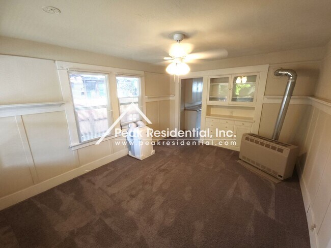 Foto del edificio - Cute 2 bd/1 ba Roseville House