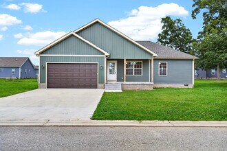 Building Photo - 239 Middlebrook Ln