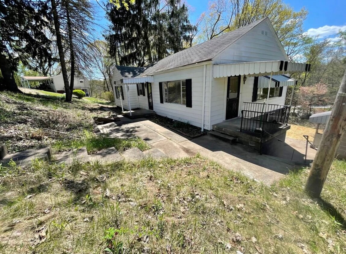 Foto principal - 7 Birch Ln