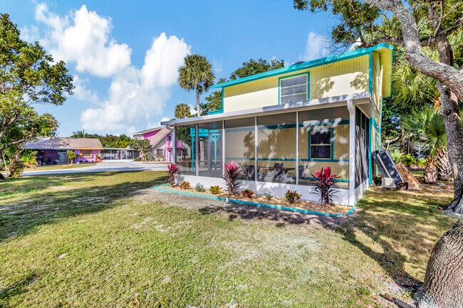 Building Photo - 8225 S Indian River Dr